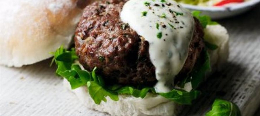 staycations-burgers-with-tarragon-mayonnaise