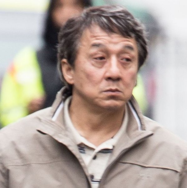 jackie-chan-seen-filming-the-foreigner-in-central-london-england