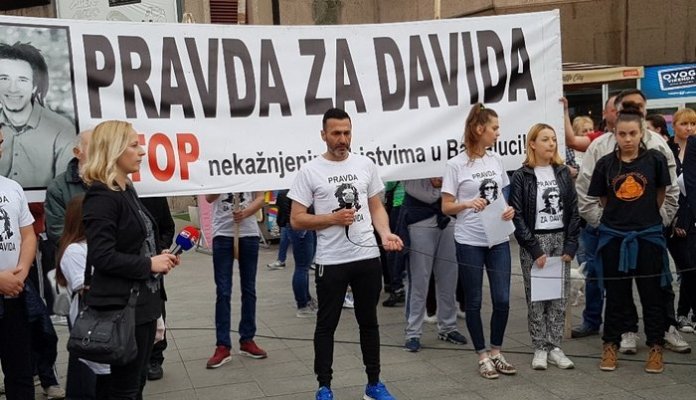 david-dragicevic-protest-2-700x402
