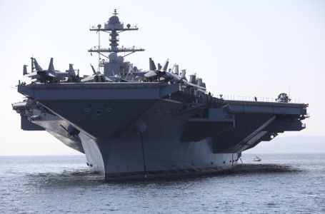 Vojko Basic / CROPIX/Cropix / Nosač zrakoplova USS Gerald R. Ford uplovio u Split