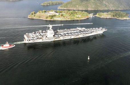 Vojko Basic / CROPIX/Cropix / Nosač zrakoplova USS Gerald R. Ford uplovio u Split