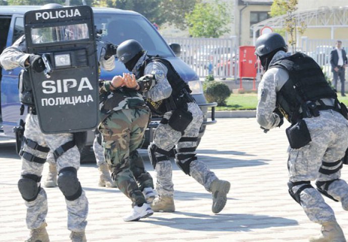 Specijalci SIPA-e uspješno završili obuku za vodiče i spasioce