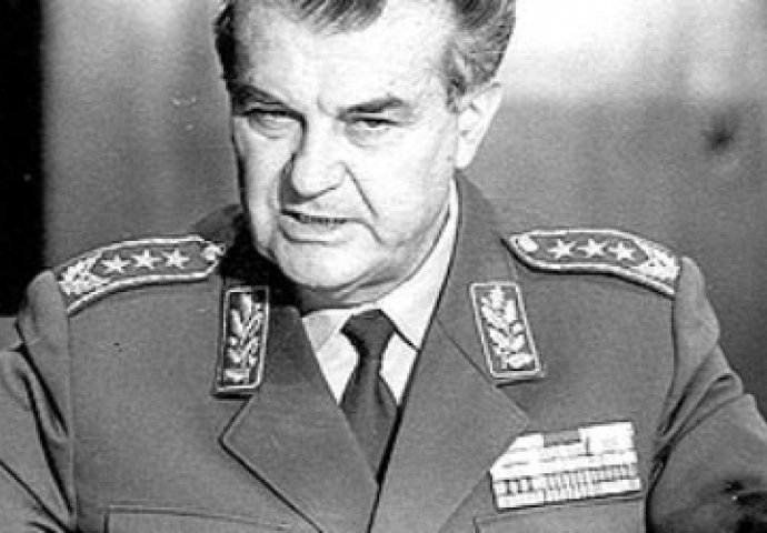 U Moskvi umro bivši general JNA Veljko Kadijević 