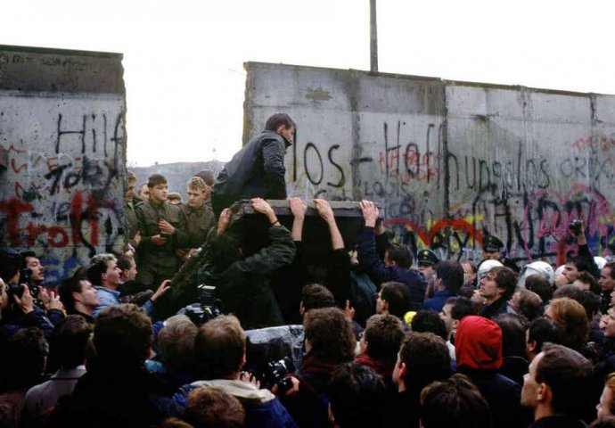 25 godina od pada Berlinskog zida
