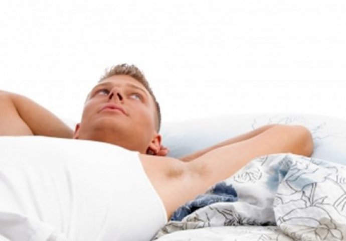 Plaćaju mu 18 hiljada dolara za ležanje u krevetu