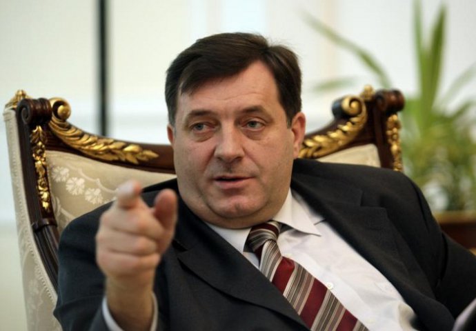 Dodik: Hill se ponaša kao bošnjački lobista!