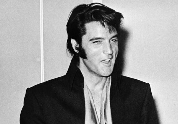 Prodana prva ploča Elvisa Presleyja