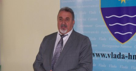 Ministar Hadžiomerović zapošljava po svom ukusu u školama HNK