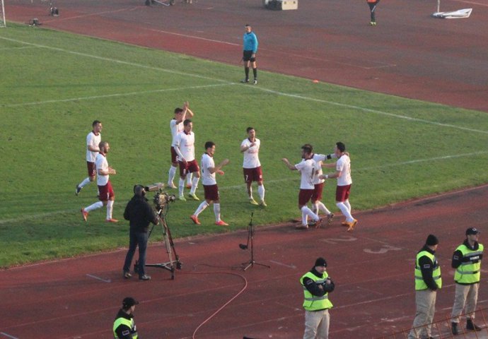 Sarajevski klubovi upisali pobjede, remi Viteza i Travnika