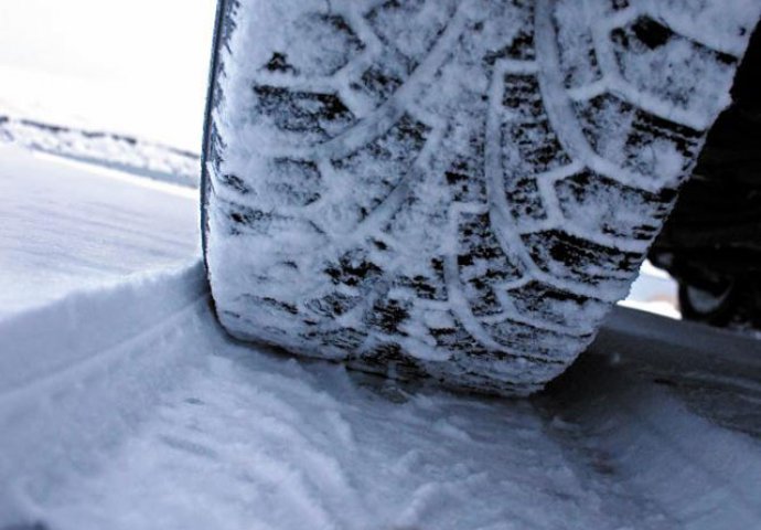 Vozite oprezno i pripremite automobil za zimu