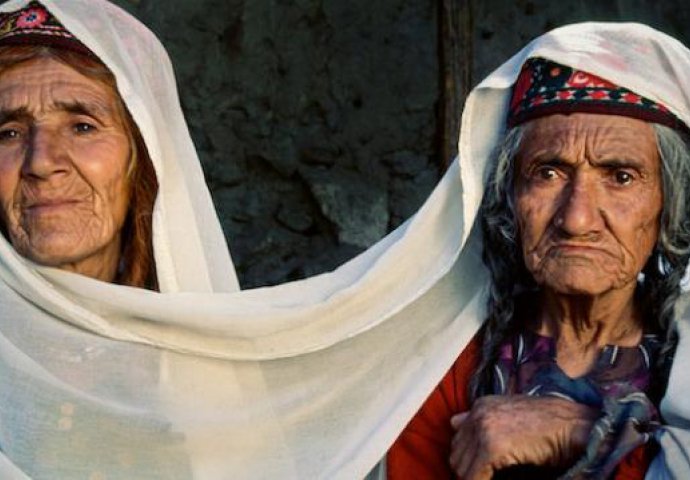 Narod koji ne zna za bolest: Životni vijek im  120 godina, rađaju i sa 65