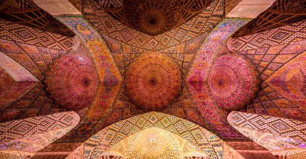 Pogledajte 10 prelijepih džamijskih stropova koji oduzimaju dah