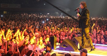 Sarajevo: Ni suzavac nije mogao pokvariti spektakularan Čolin koncert