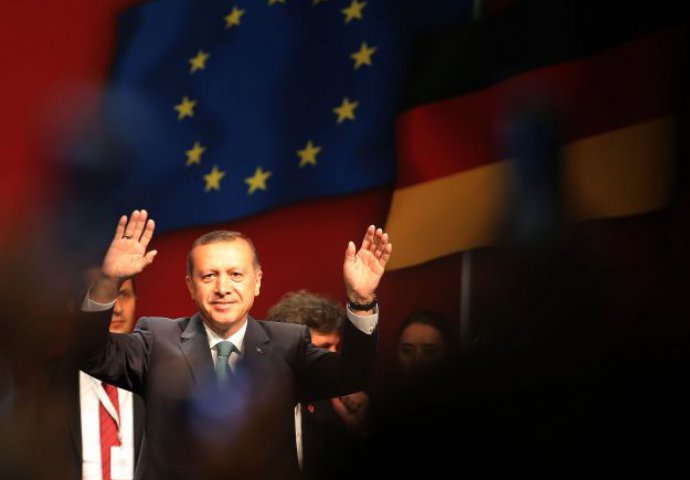 "Turska otvoreno sarađuje sa Islamskom državom"