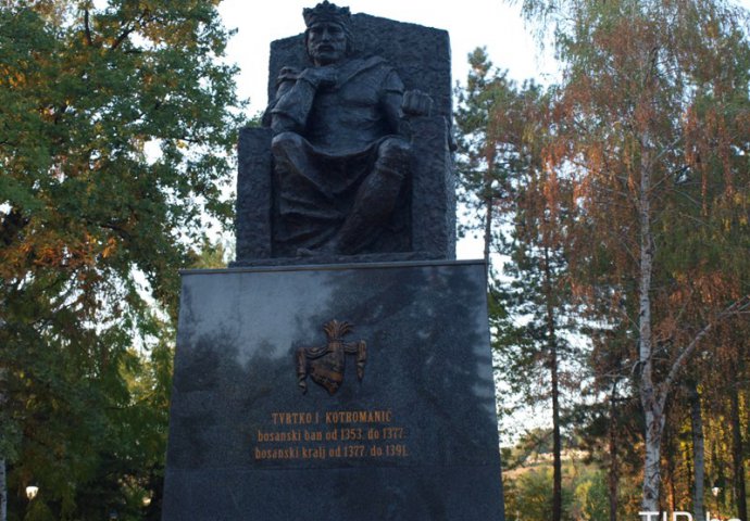 Spomenik "Tvrtku I Kotromaniću"
