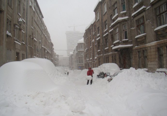 Očekuje nas teška zima kao u februaru 2012!?