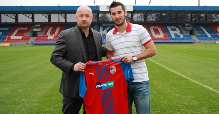 Aidin Mahmutović potpisao za Viktoriju Plzen