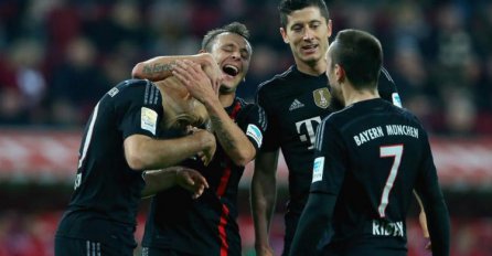 Bayern nezaustavljiv, Koln šokirao Gelsenkirchen, novi kiks Dortmunda