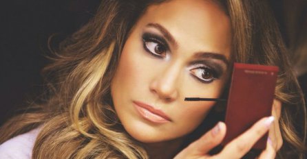 Jennifer Lopez: Kopirajte pogled koji obara s nogu