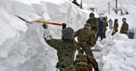 Snježna oluja u Japanu odnosi žrtve