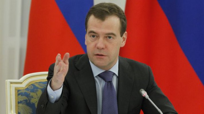 370305-dmitry-medvedev