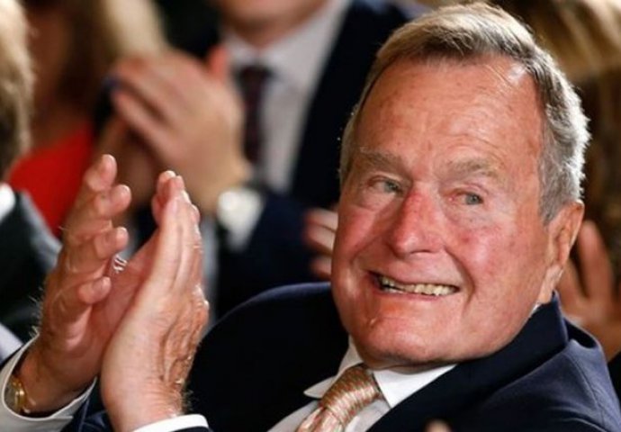 George Bush stariji prebačen u bolnicu