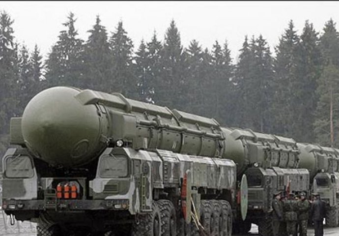 NATO i Rusija gomilaju naoružanje na 'linijama dodira'