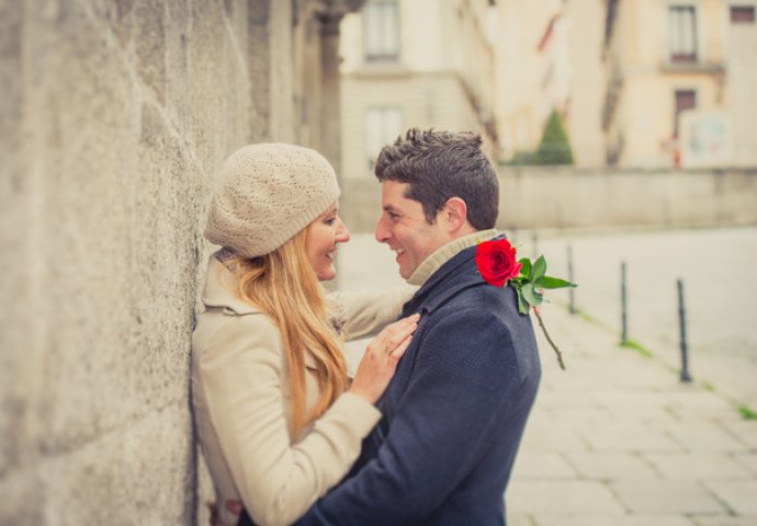 Postoji nekoliko stvari koje bi vaš partner trebao činiti kako bi pokazao i dokazao svoju ljubav