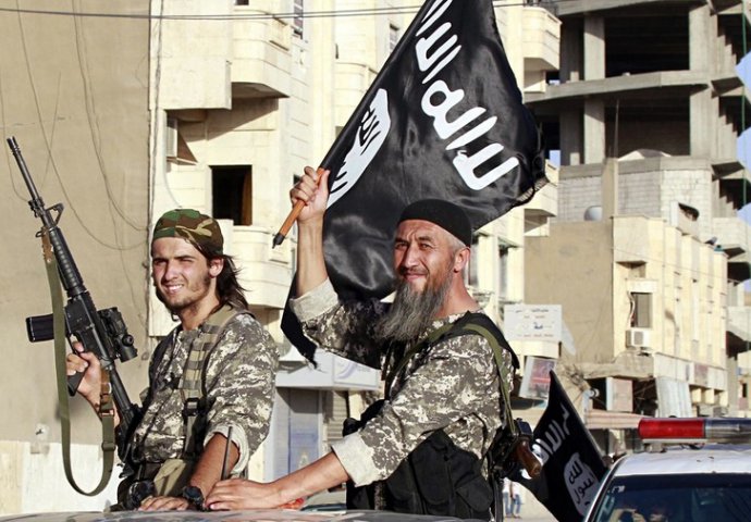 Džihadisti napadaju raketama s otrovnim gasom