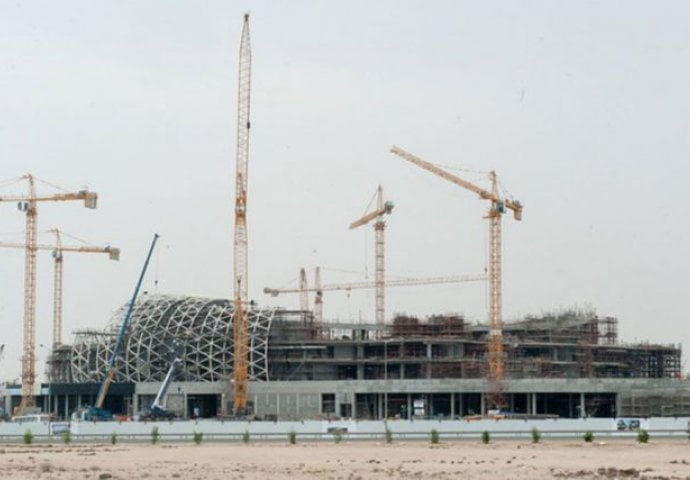 Katar: Svaki dan strada radnik na gradilištima za Mundijal !?
