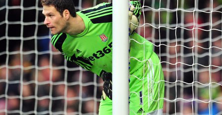 Dok cijela Europa odmara, engleski klubovi nastavljaju borbu