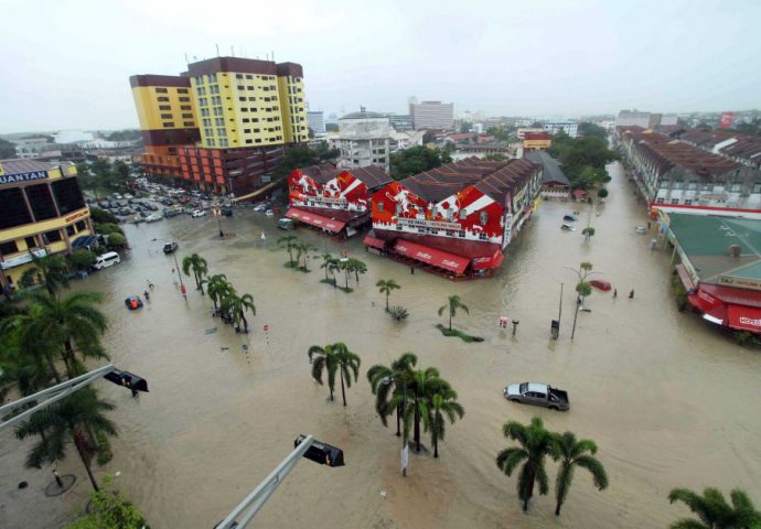Nezapamćene poplave pogodile Maleziju