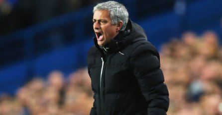 Mourinho uzvratio navijačima Arsenala: Šta će na ovo reći Arsene Wenger?