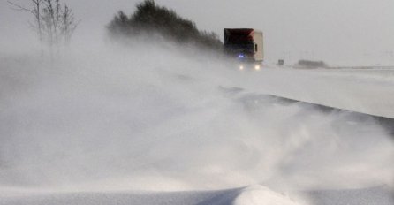 Iz smetova spašeno 17 osoba 