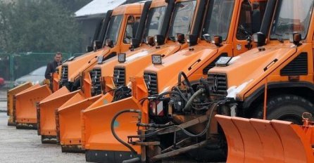 Sarajevo: Na terenu 40-50 specijalnih vozila i 150 radnika za čišćenje snijega