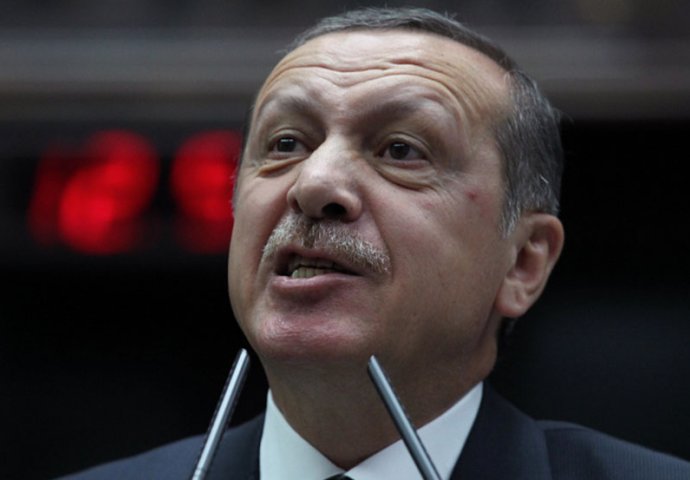 Turska u šoku: Pokušaj atentata bombom na predsjednika Erdogana