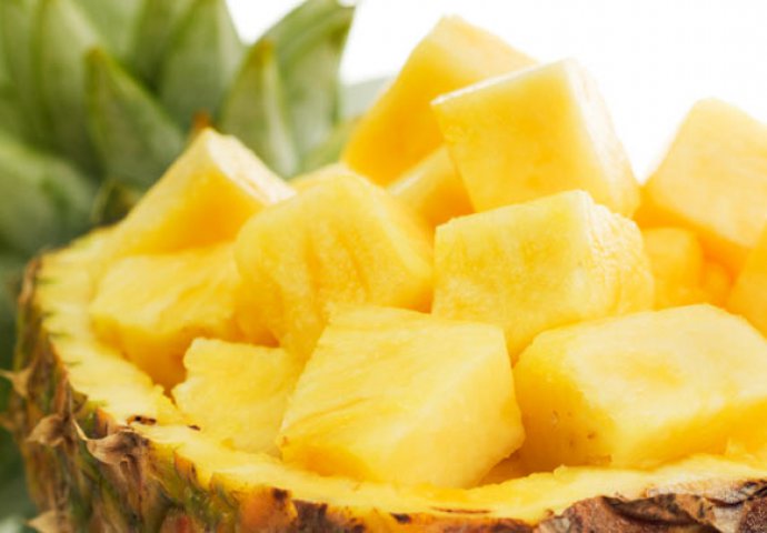 Ananas kao moćni borac protiv kancera