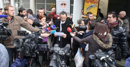 Protest novinara u Banjaluci: Nećemo šutiti!