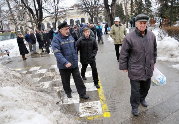 Najniža penzija u RS 10 puta manja od najviše