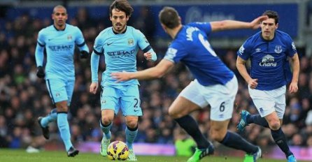 Bešić odličan, Džeko na tribinama