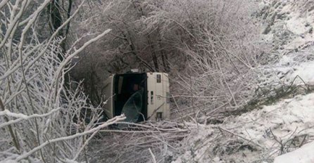 Put Foča - Šćepan Polje: Autobus sletio s puta, tri osobe poginule