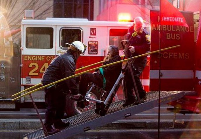 Užas u Washingtonu: Jedna osoba poginula, 80 povrijeđeno