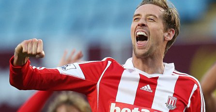 Crouch odlučio ostati s Begovićem: Pottersi odustaju od Džeke