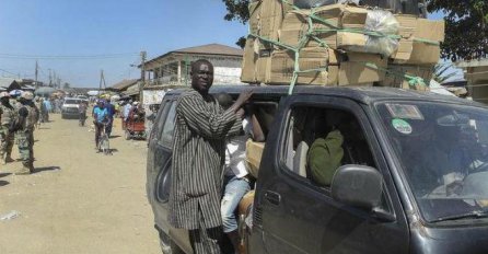 Hiljade Nigerijaca pobjeglo u Čad