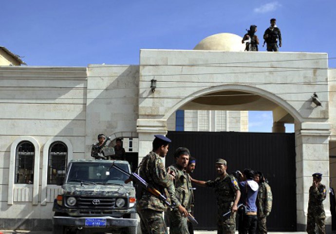 Šiitski pobunjenici preuzeli kontrolu nad predsjedničkom palatom u glavnom gradu Jemena 