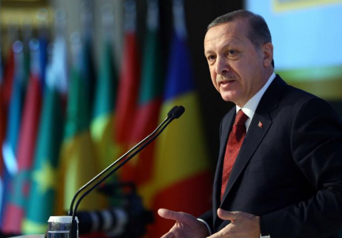 Erdogan: Poslanik je crvena linija za sve muslimane, a naš glas se ne čuje u UN-u