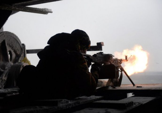 U Donjecku artiljerijska vatra, Marijupolj miruje