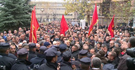 Protesti na Kosovu