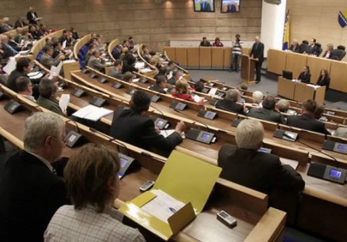 Nema kvoruma za sjednicu Parlamenta FBiH: Poslanici SDA i HDZ se nisu pojavili!