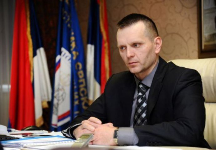 Lukač: Ne pominju se društvene mreže, niti sankcije za iznošenje mišljenja na njima